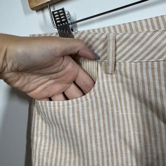 Elle Grey Short Women M White Tan Stripe Linen Blend Pocket Coastal Quite Luxury - Picture 4 of 9